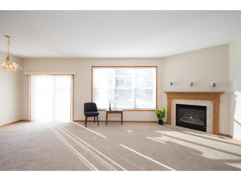 1664 Oakbrooke Ct, Eagan, MN 55122 photo 4