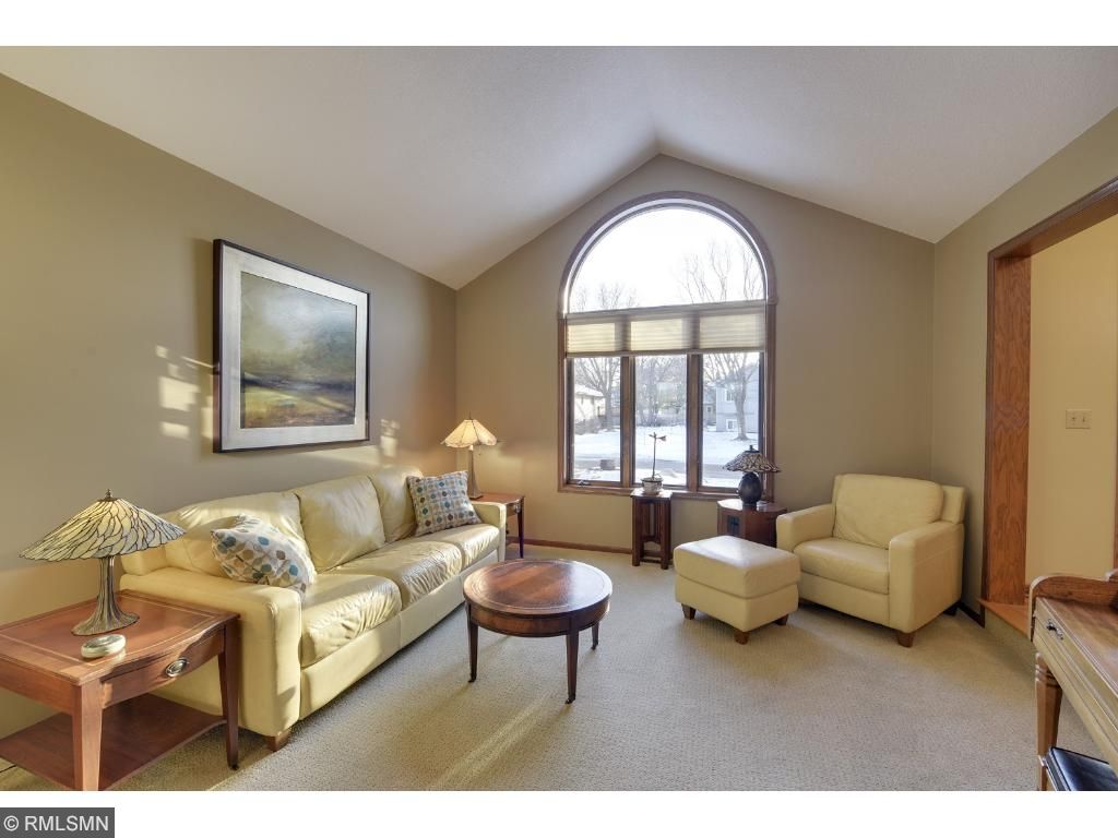 7424 River Shore Ln, Champlin, MN 55316 photo 2