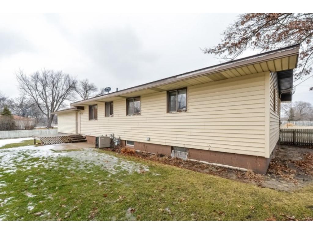 8340 NE River Rd, Fridley, MN 55432 photo 18