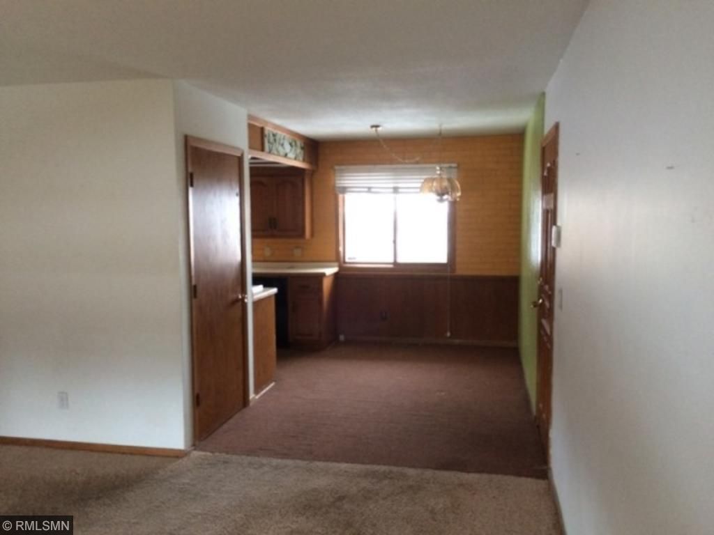 8340 NE River Rd, Fridley, MN 55432 photo 3