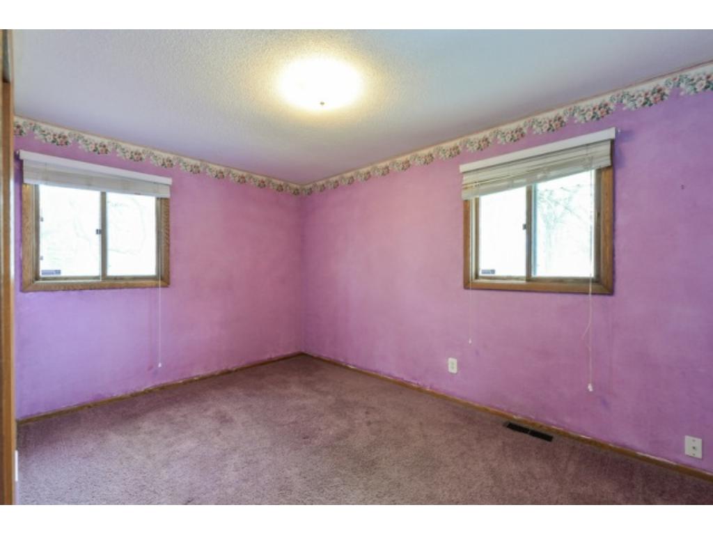 8340 NE River Rd, Fridley, MN 55432 photo 12