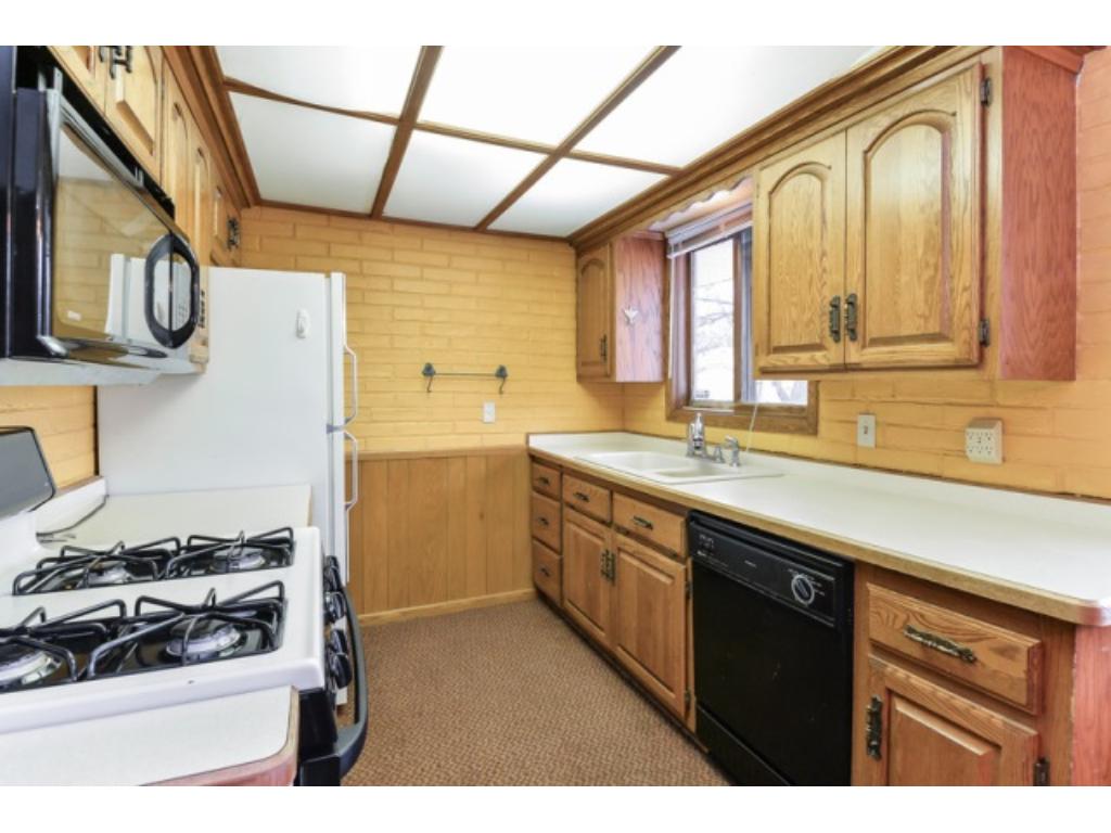 8340 NE River Rd, Fridley, MN 55432 photo 7