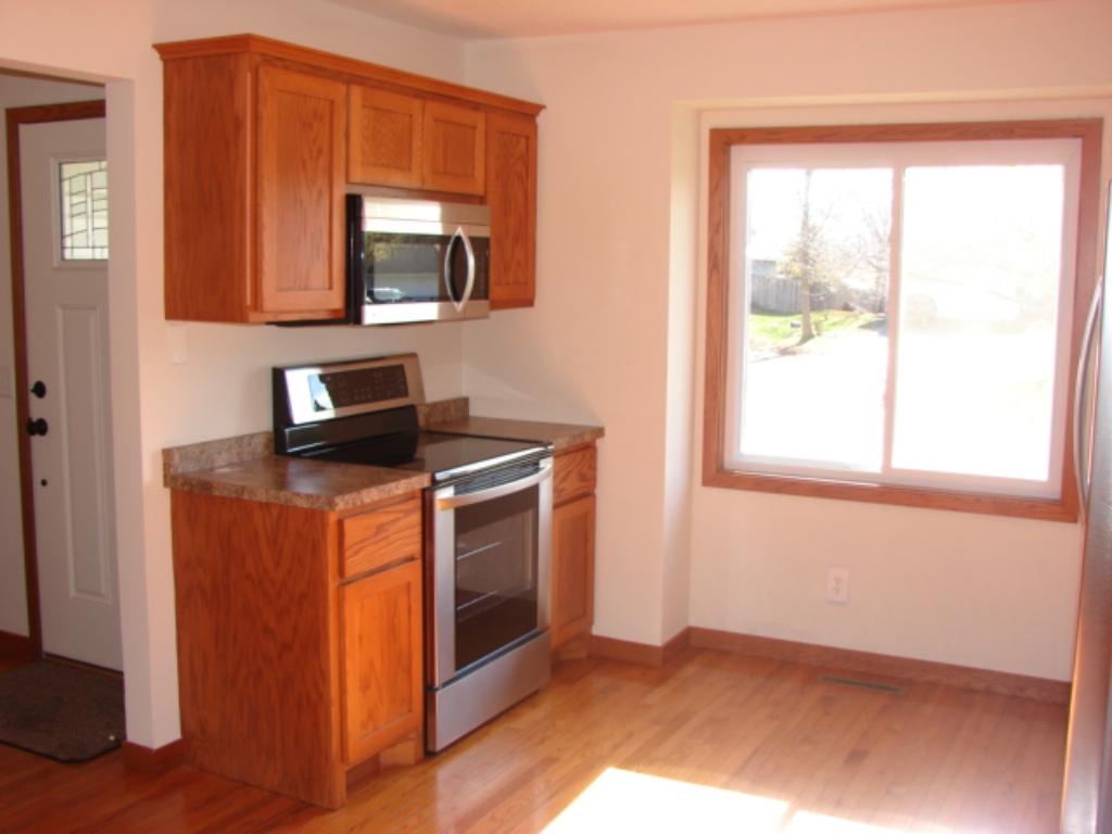 9244 124th Cir N, Champlin, MN 55316 photo 3
