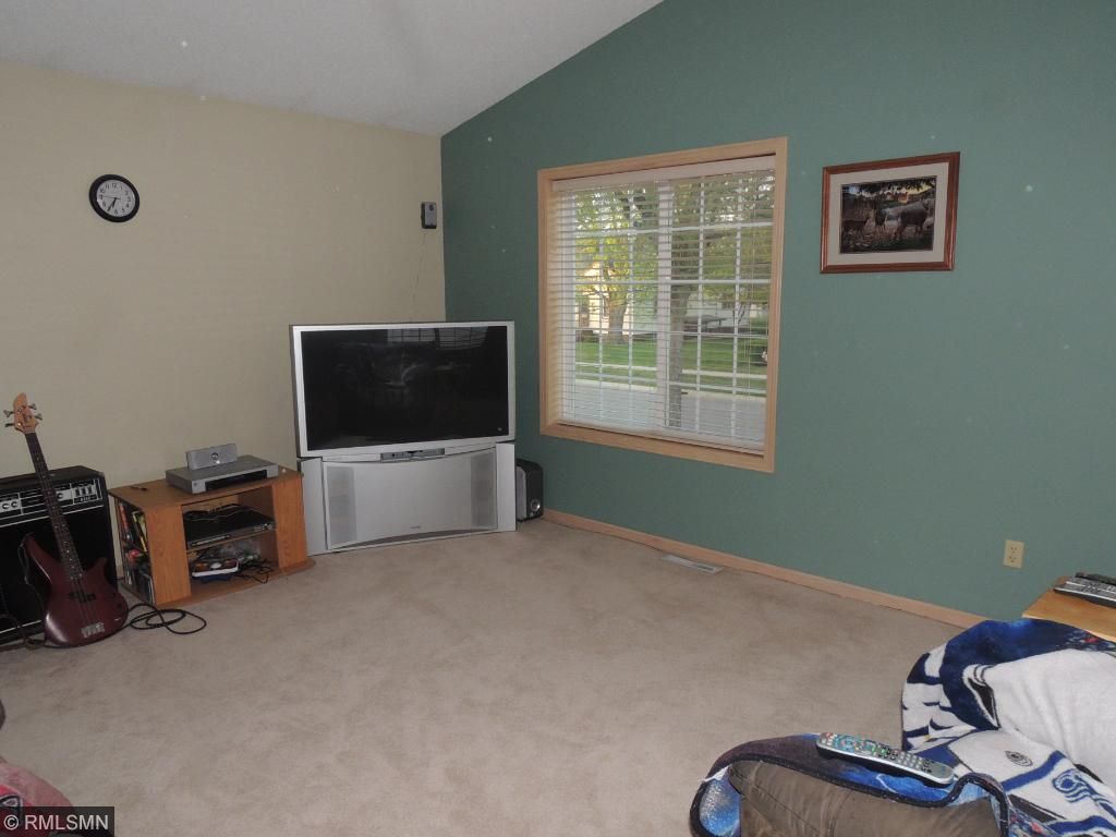 41 N 30th Ave, Saint Cloud, MN 56303 photo 4