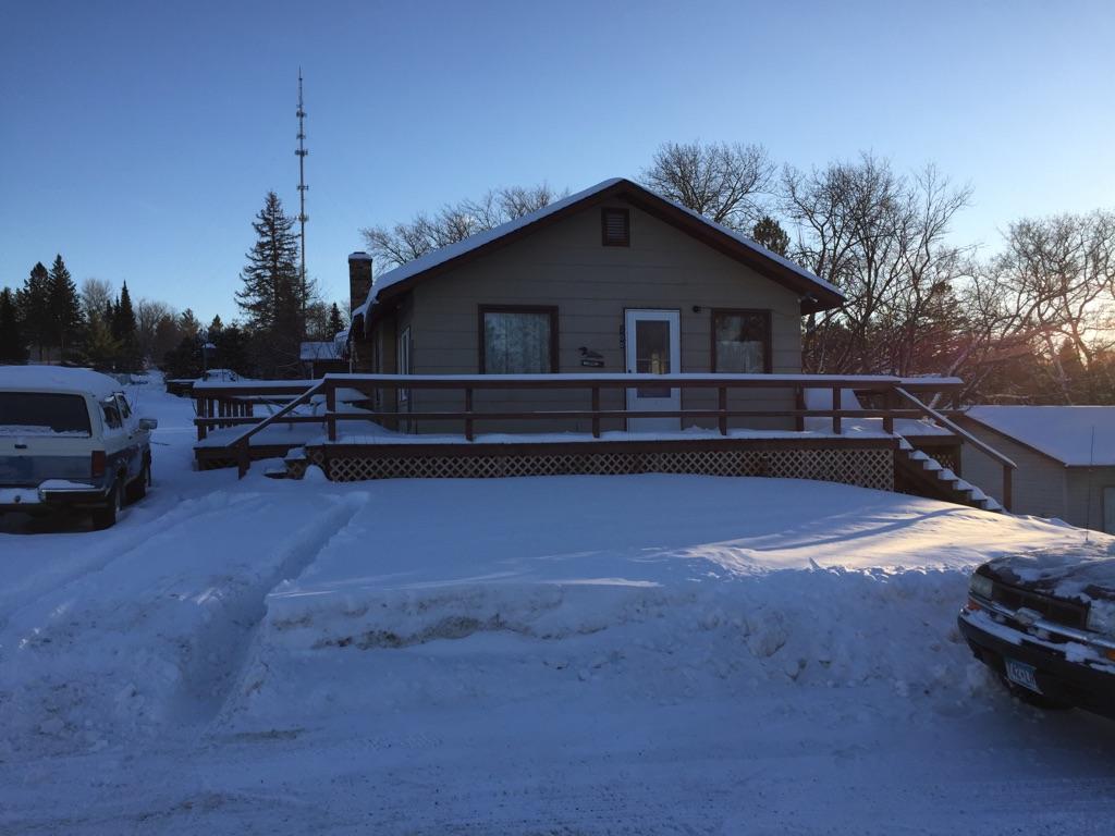 500 W 4th St S, Walker, MN 56484 photo 2