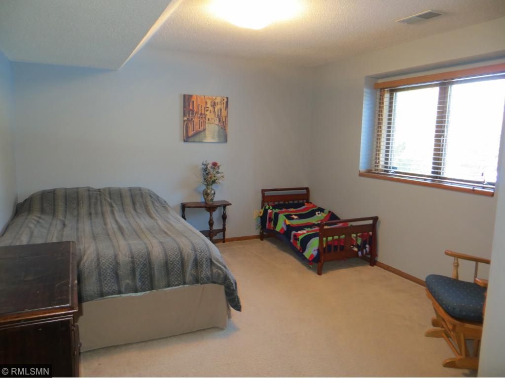1812 Highfield Rd, Saint Cloud, MN 56301 photo 19
