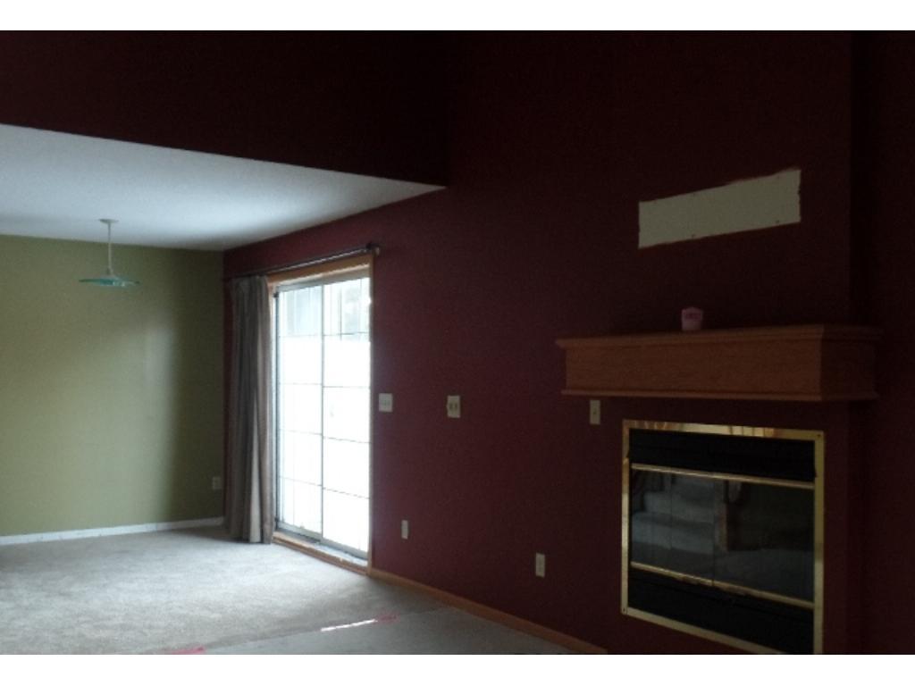4076 Beaver Dam Rd, Eagan, MN 55122 photo 2