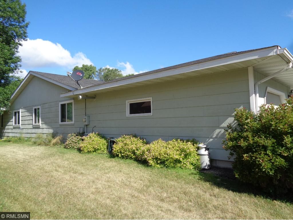 120 Stuart Dr, Jordan, MN 55352 photo 2