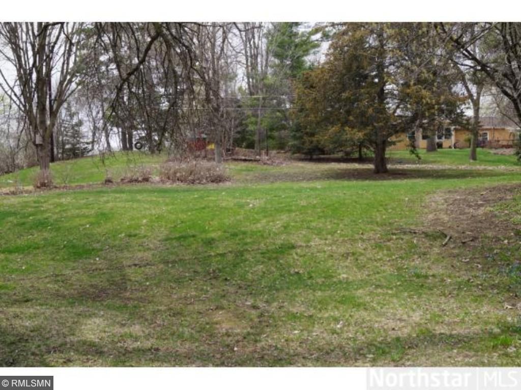 2811 N Manor Dr, Excelsior, MN 55331 photo 13