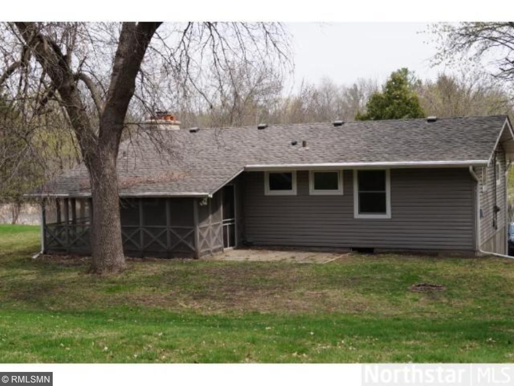 2811 N Manor Dr, Excelsior, MN 55331 photo 11