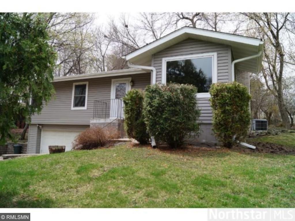 2811 N Manor Dr, Excelsior, MN 55331 photo 10