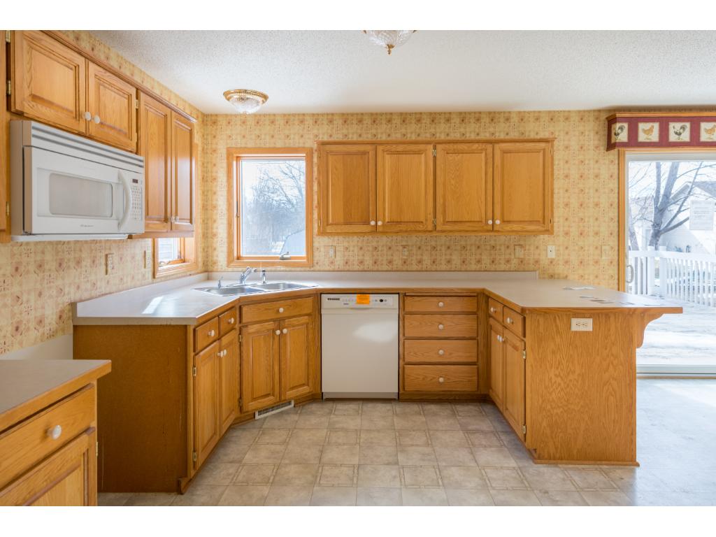 940 Cory Ln, Saint Cloud, MN 56303 photo 3