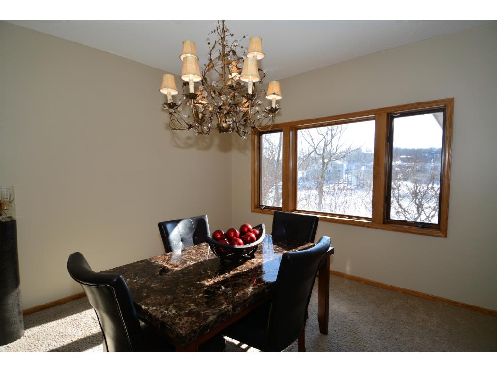 4853 Four Seasons Dr, Eagan, MN 55122 photo 4