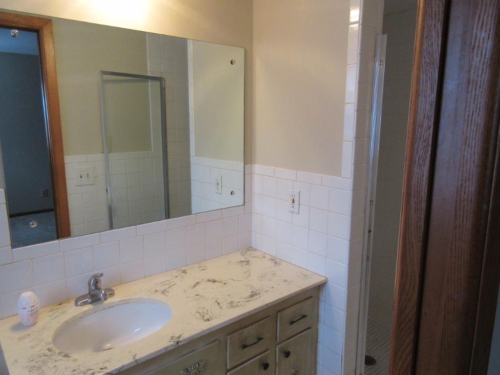 850 E 98th St, Bloomington, MN 55420 photo 11