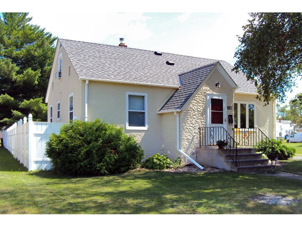 921 SE 12th St, Brainerd, MN 56401 photo 1