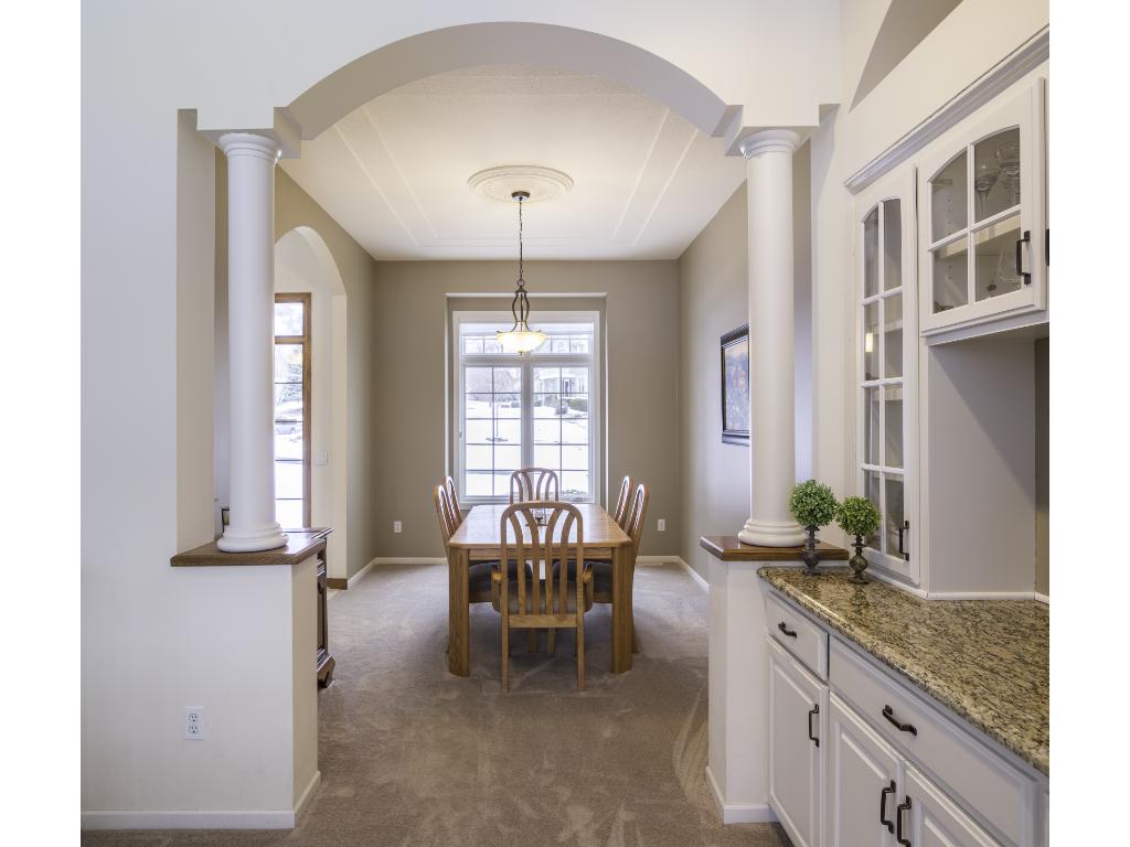 4857 Four Seasons Dr, Eagan, MN 55122 photo 5