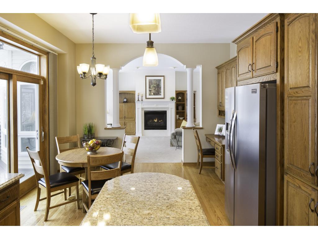 4857 Four Seasons Dr, Eagan, MN 55122 photo 9