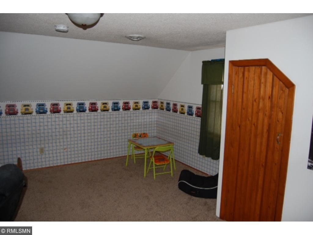 614 Division St W, Faribault, MN 55021 photo 10