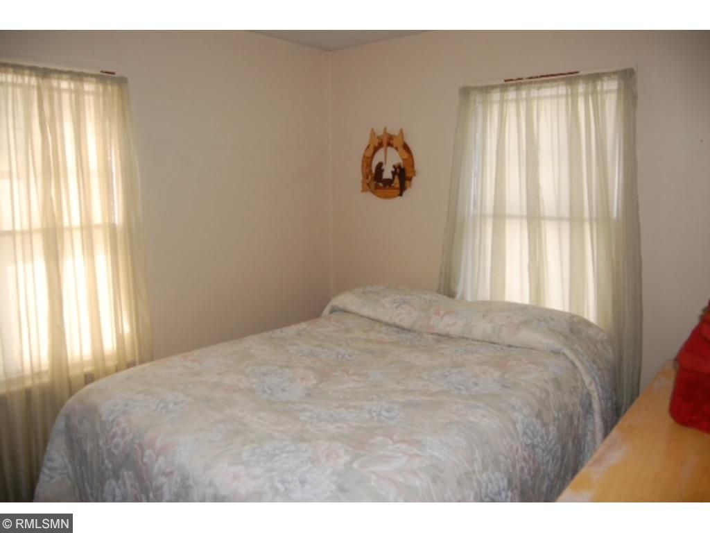 614 Division St W, Faribault, MN 55021 photo 13