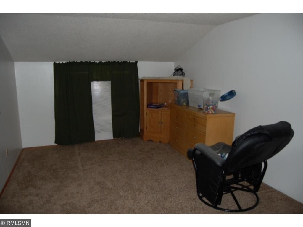 614 Division St W, Faribault, MN 55021 photo 12