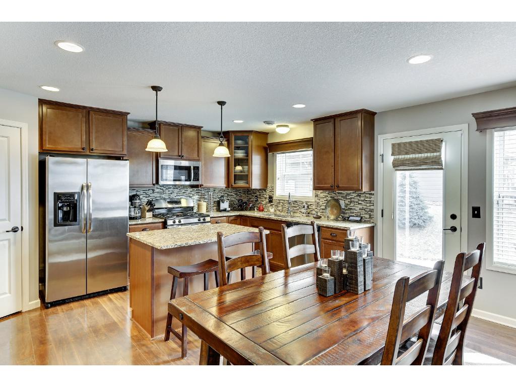 3979 Cedar Grove Ln, Eagan, MN 55122 photo 8