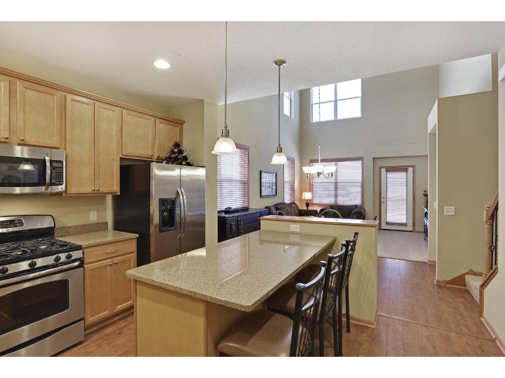 9509 Roosevelt Dr, Chanhassen, MN 55317 photo 5