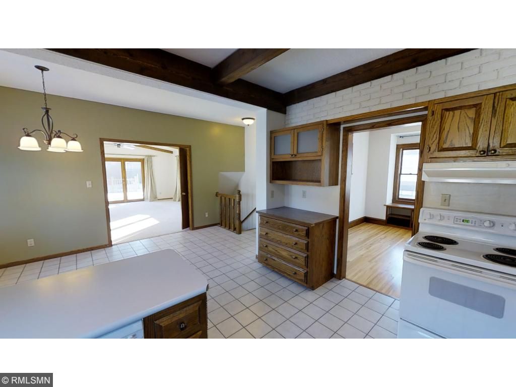 609 3rd St SE, Willmar, MN 56201 photo 10