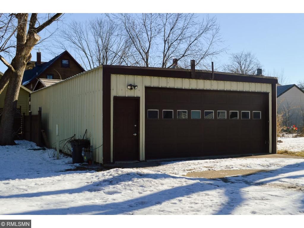 609 3rd St SE, Willmar, MN 56201 photo 5