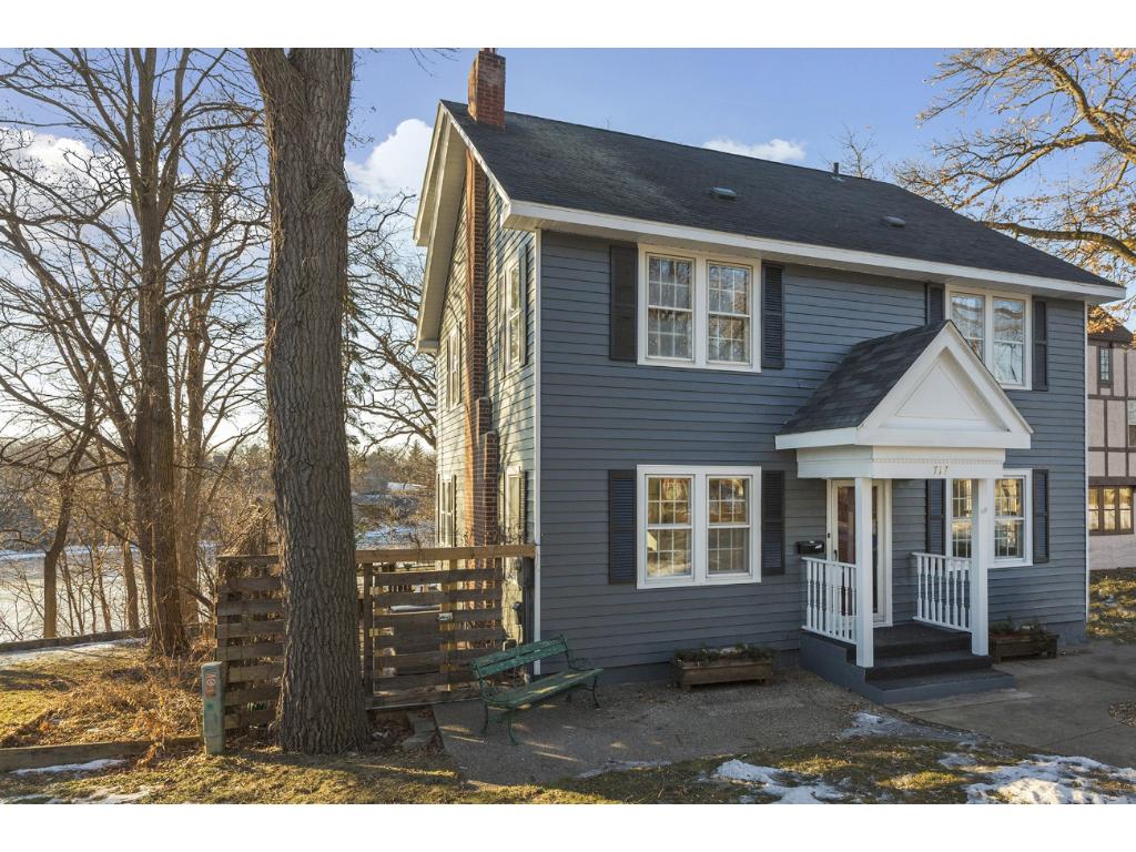 717 Riverside Dr SE, Saint Cloud, MN 56304 photo 1