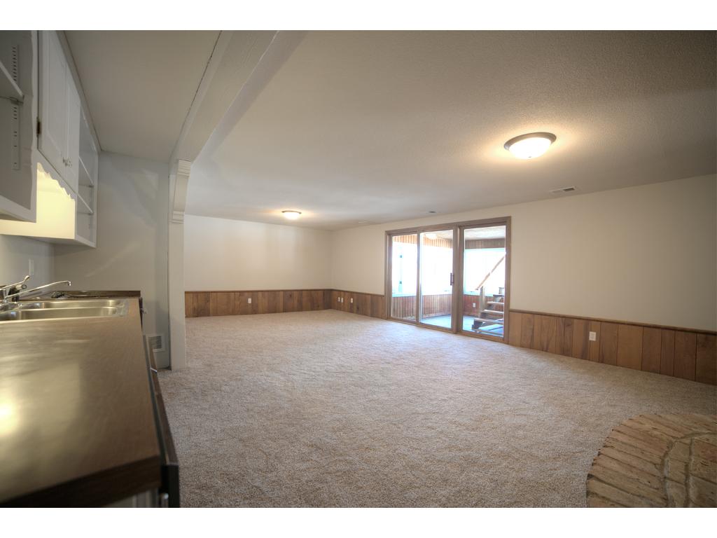 27400 Pine Bnd, Excelsior, MN 55331 photo 13