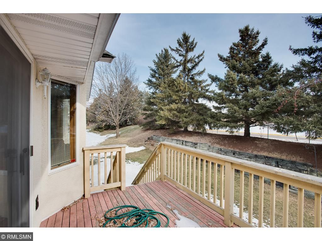 8925 Vincent Pl, Bloomington, MN 55431 photo 15