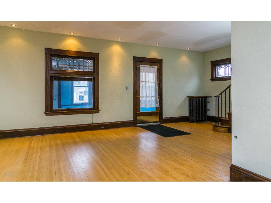 731 E 36th St, Minneapolis, MN 55407 photo 4