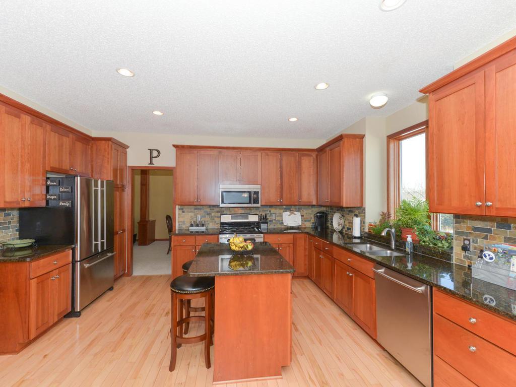 3759 Crosscliffe Path, Rosemount, MN 55068 photo 8