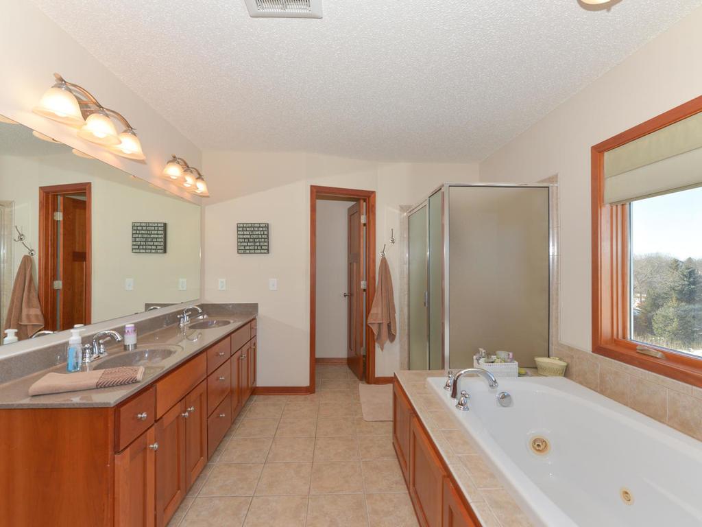 3759 Crosscliffe Path, Rosemount, MN 55068 photo 14