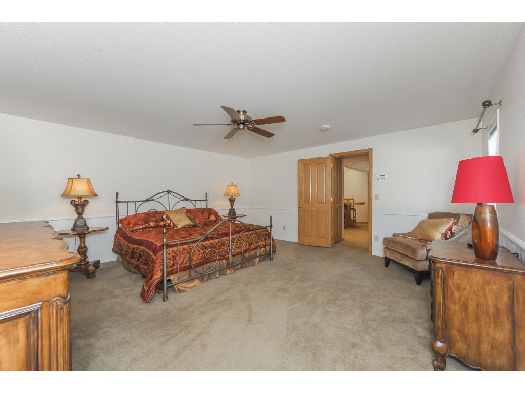 3630 Elrene Rd, Eagan, MN 55123 photo 19