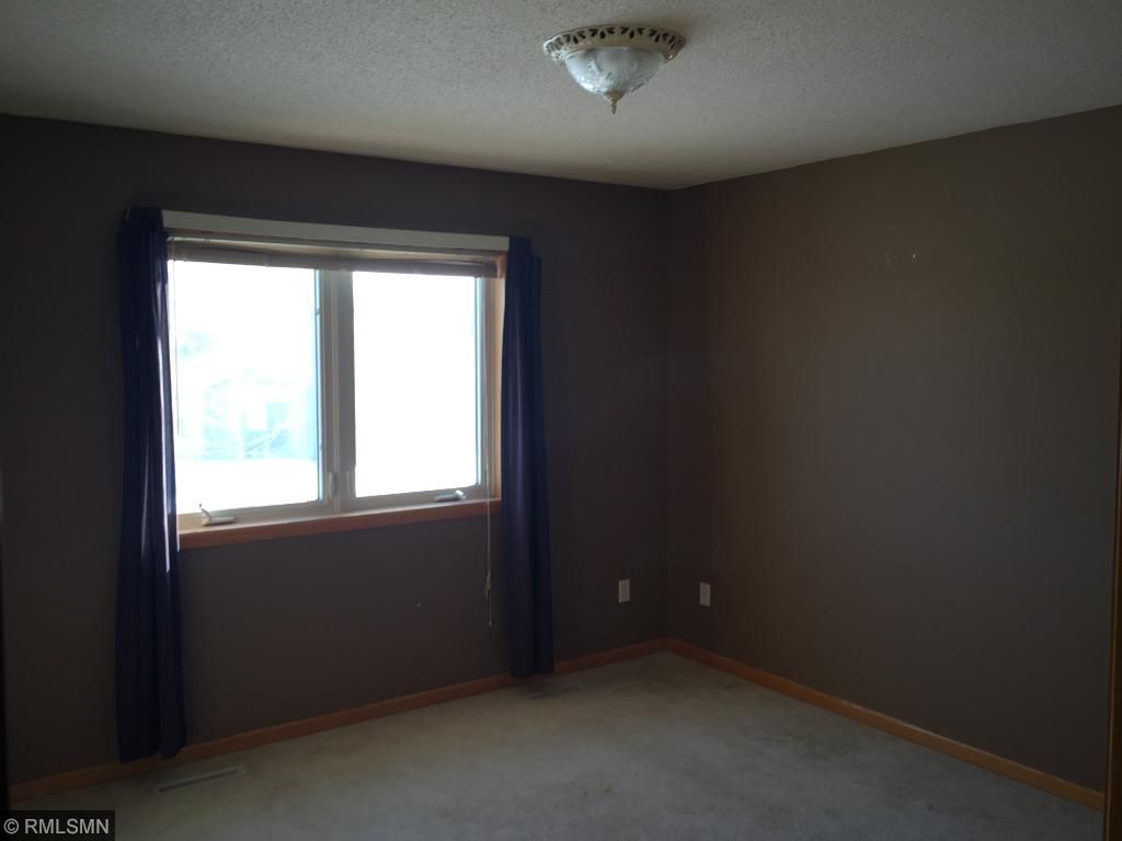 614 5th St E, Wanamingo, MN 55983 photo 9