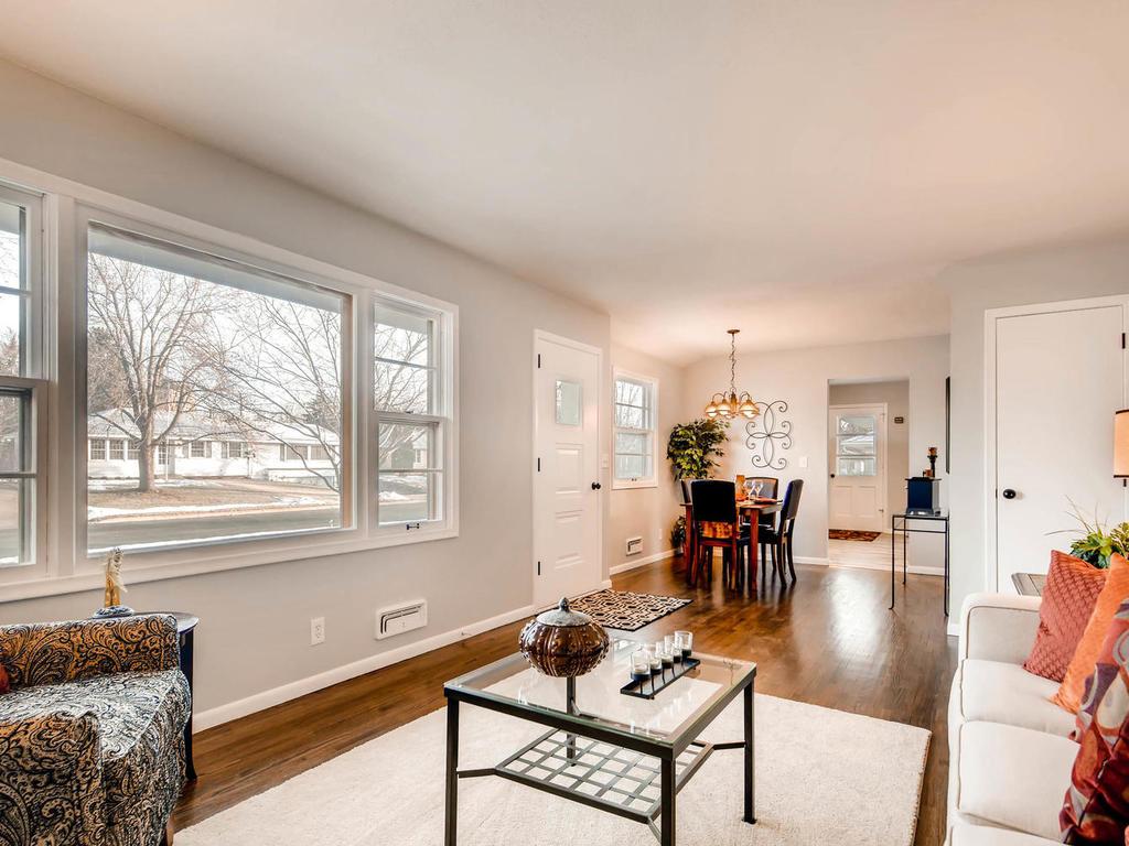8340 Ewing Rd S, Bloomington, MN 55431 photo 5