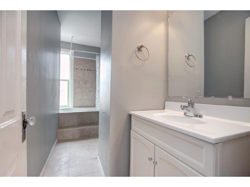 773 Iglehart Ave, Saint Paul, MN 55104 photo 17