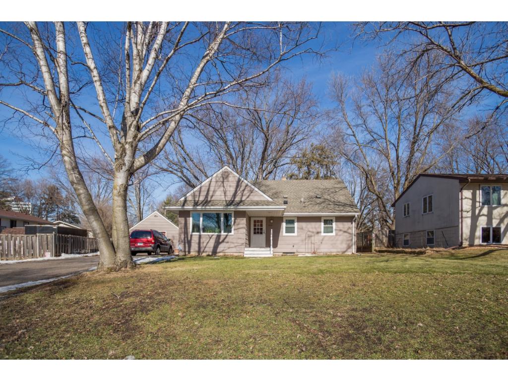 2571 Brookview Dr E, Maplewood, MN 55119 photo 24