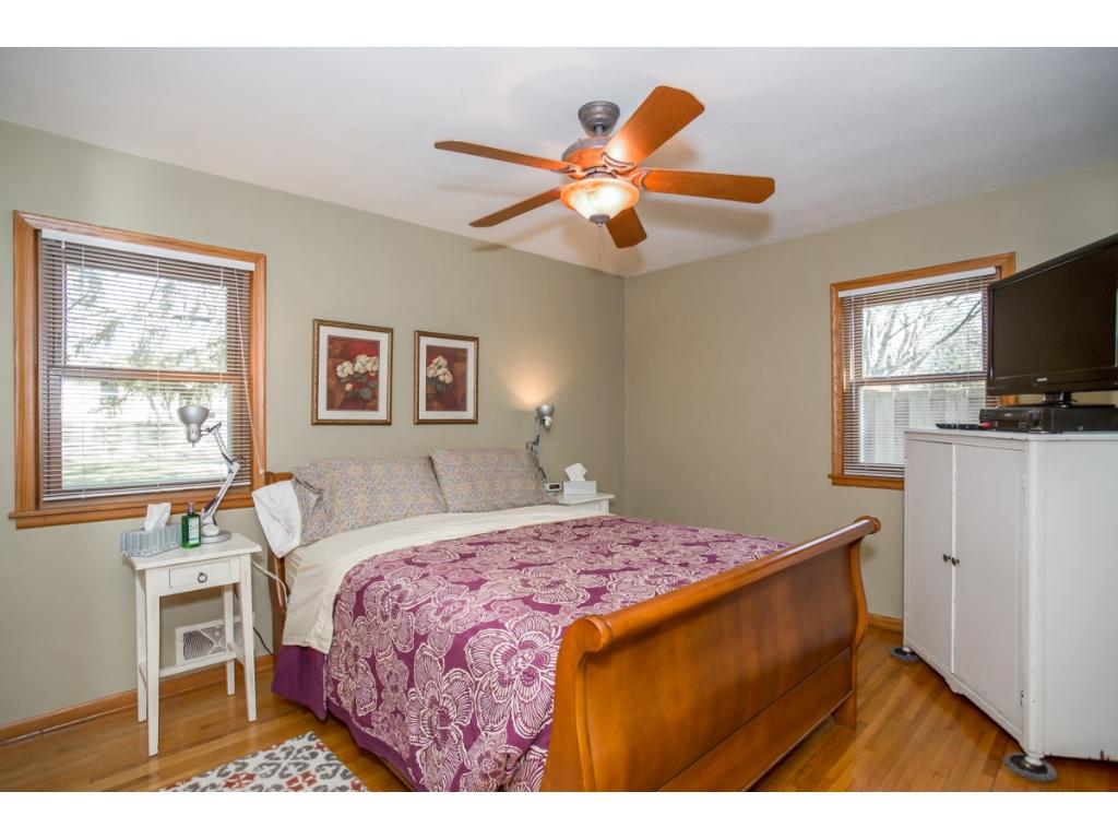 2571 Brookview Dr E, Maplewood, MN 55119 photo 9
