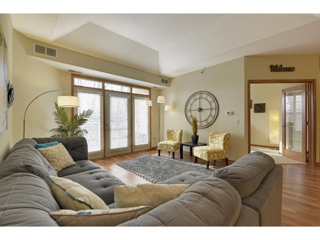 2103 Silver Bell Rd #307, Eagan, MN 55122 photo 3