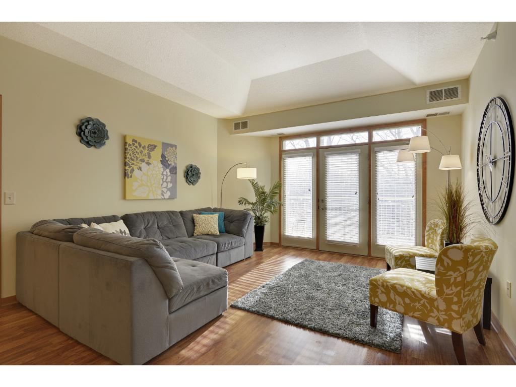 2103 Silver Bell Rd #307, Eagan, MN 55122 photo 4