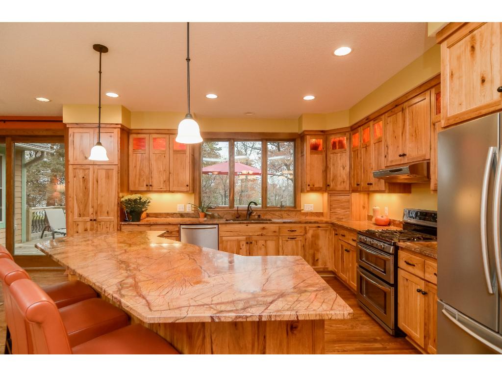 3620 Rustic Pl, Shoreview, MN 55126 photo 4
