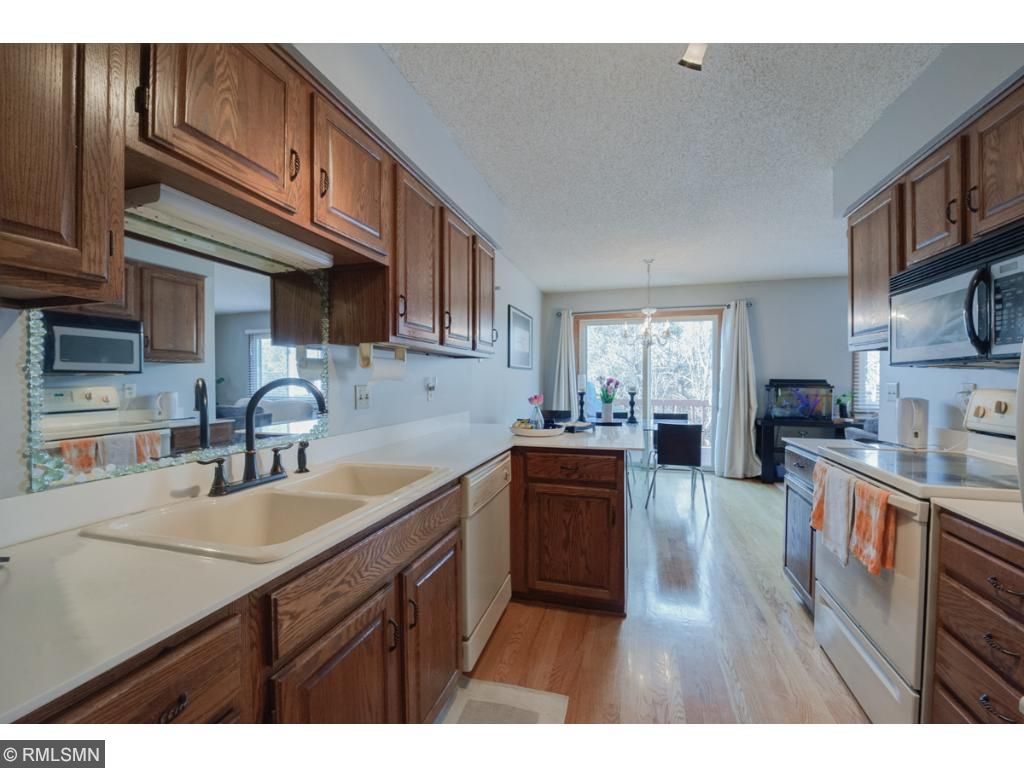 4495 Clover Ln #B, Eagan, MN 55122 photo 6