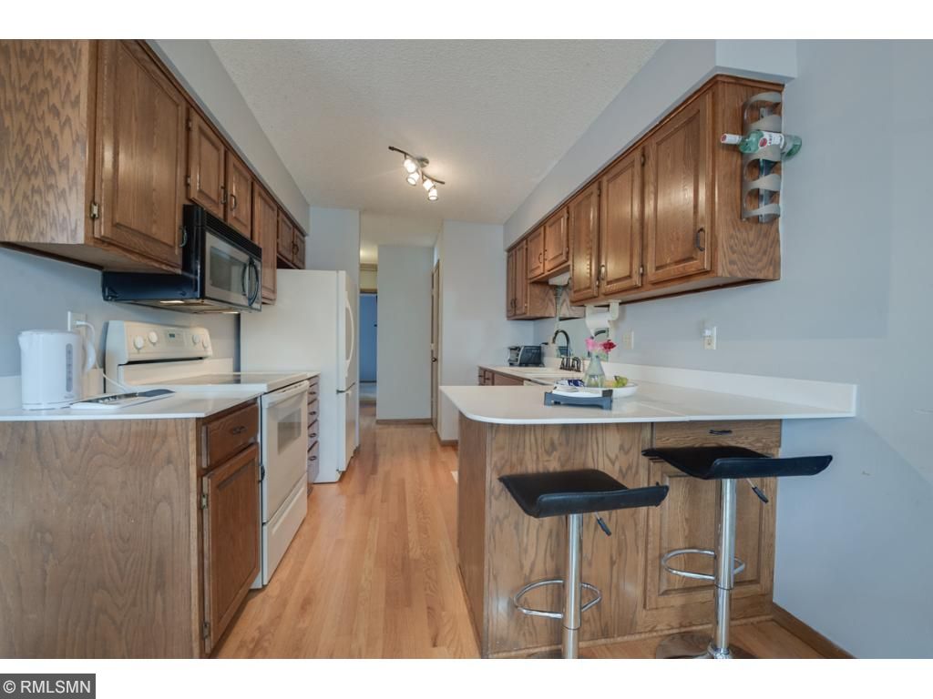 4495 Clover Ln #B, Eagan, MN 55122 photo 8