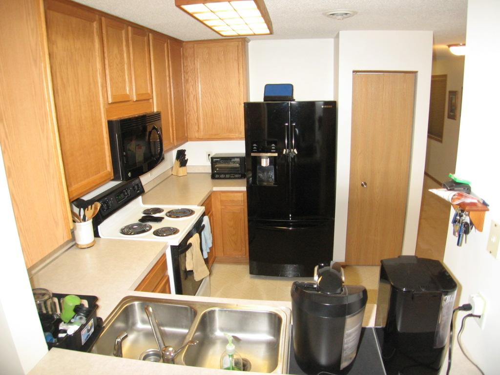 15545 Float Ln, Apple Valley, MN 55124 photo 3