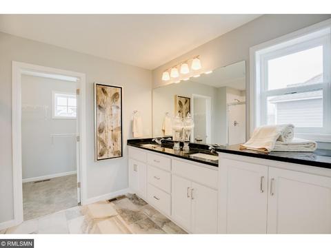 10647 Brookside Trl, Champlin, MN 55316 photo 13