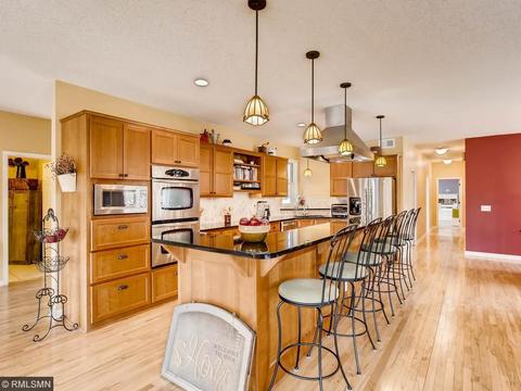10901 Noble Ave N, Champlin, MN 55316 photo 3