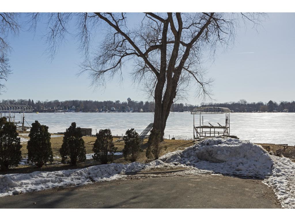 1709 Eagle Ln, Mound, MN 55364 photo 3