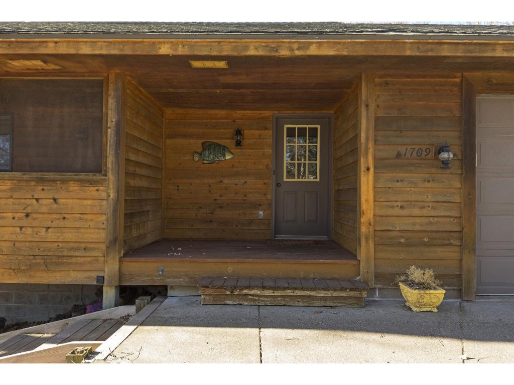 1709 Eagle Ln, Mound, MN 55364 photo 2